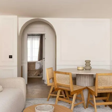 Chic With Ac - 3br-6p - Palais Garnier Apartment